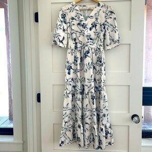 Women’s spring/summer dress size XS navy floral print